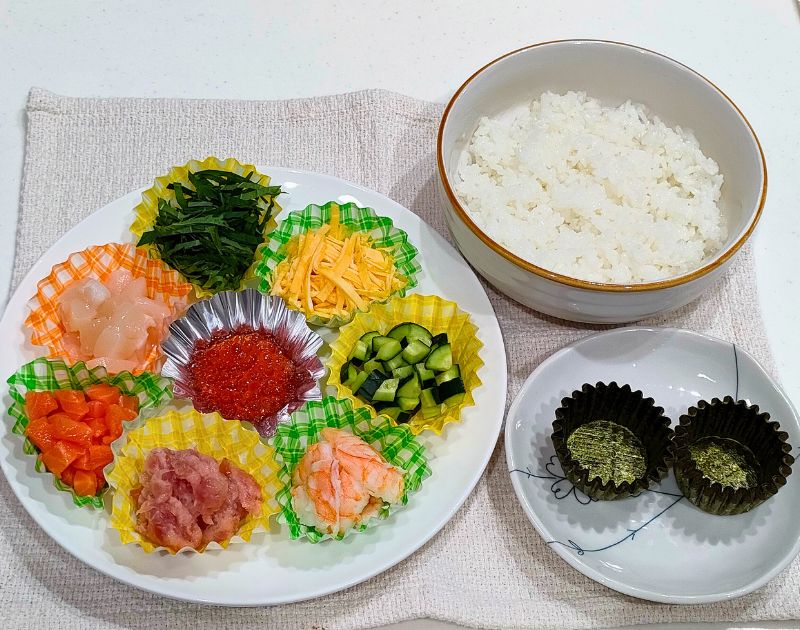 のりカップ、すし飯、海鮮